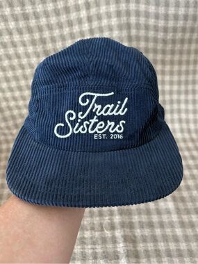 TRAILS SISTERS CORDUROY CAP BLUE HAT